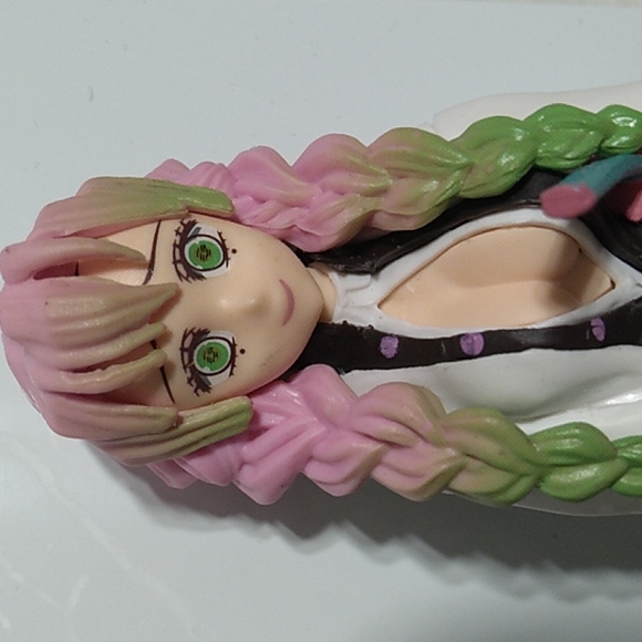 SALE! Demon Slayers Bundle Of 3 W/No Stands Included Great Condition - Picture 4 of 15